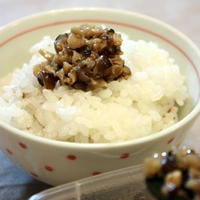 レンジで２分の常備菜♪「ピリ辛キノコのオイル漬け」