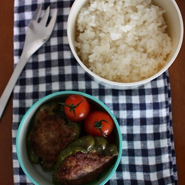 チーズ入り*ピーマンの肉詰め照り焼き