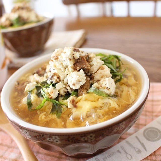 今朝の朝ごはん☆ｻﾝﾏ缶と豆腐のあんかけﾌﾟﾁ丼、3月11日