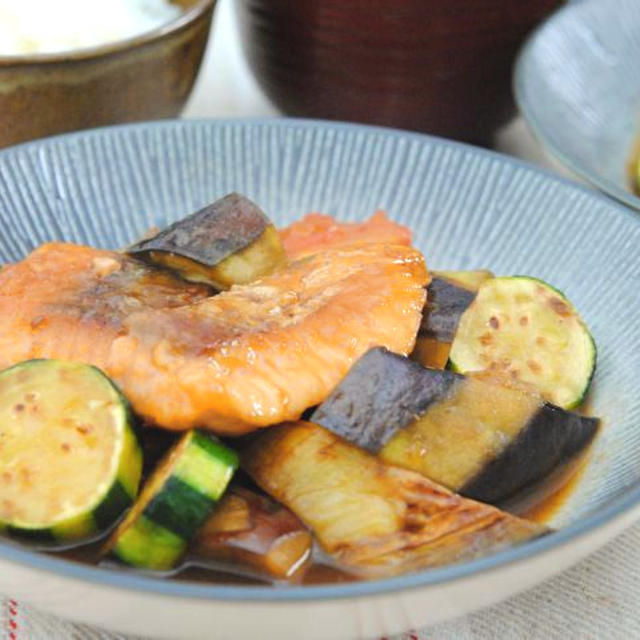 サーモンと夏野菜の温煮浸し