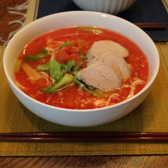 お腹いっぱいの日の晩ごはん～トマトにゅうめん