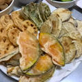 秋の食材で天ぷら祭。松茸の甘辛煮。里芋の煮物。 by あやちさん