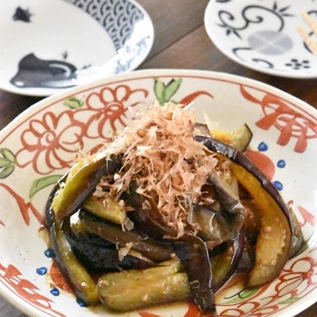 作り置きも可能♪フライパンでとろとろ焼きなすが完成！