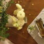 黄色いお花と抹茶チーズケーキ