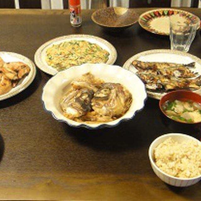１１月２１日の夕飯　***　鯛のあらだき　と　秋刀魚の塩焼き　***