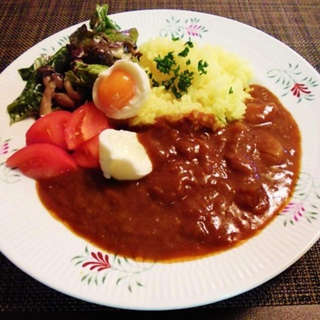 チンするだけのボンカレーゴールドに救われた晩御飯（笑）