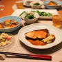 『鰤の照り焼き』とストウブで『牛すじ肉じゃが』の献立。