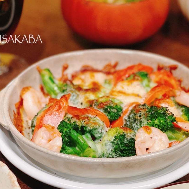 すぐ飲みたい時に♪簡単、野菜のチーズ焼き