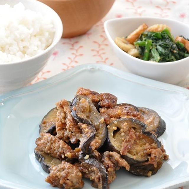 【食費節約】ひき肉は炒め方次第で存在感が出る！”なすとひき肉のみそ炒め”献立