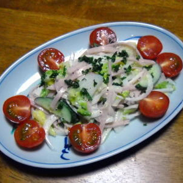 野菜たっぷりサラダ