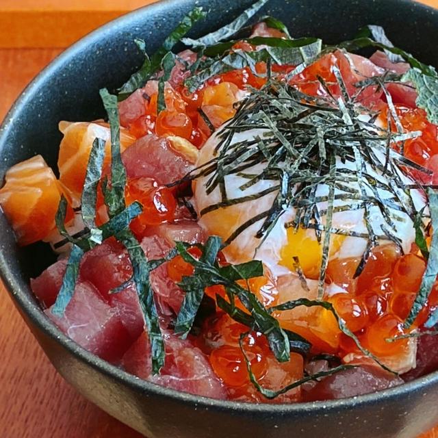 【アメリカのおうちごはん】ポキ丼温玉のせ　@22℃のダラスに日常が戻って来た