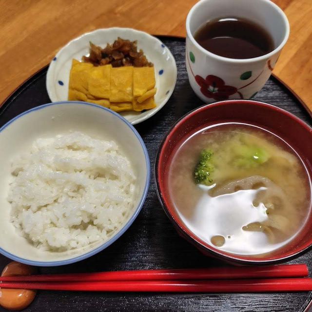 卵焼きと福神漬けと味噌汁