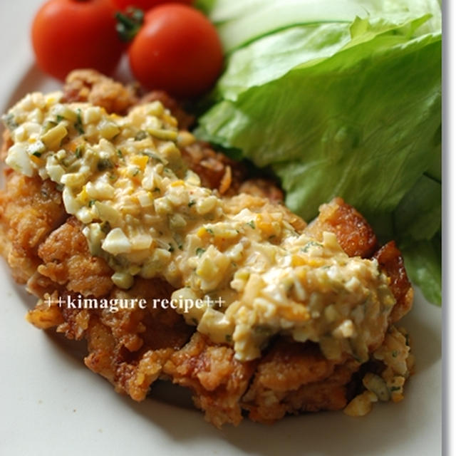 フライドチキンのスパイシータルタルソース