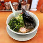 焦がし醤油ラーメン背脂変更多めで啜る 〜ほうれん草・のり5枚・LINEクーポン薬味ネギ・山岡家〜