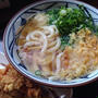 買い出し途中で昼ごはん