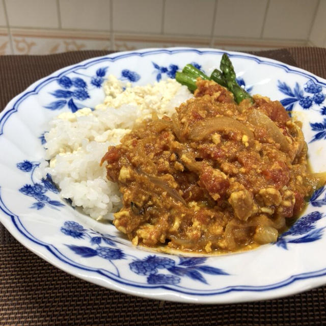 【豆腐ライスでヘルシー！】バターチキンカレーライス