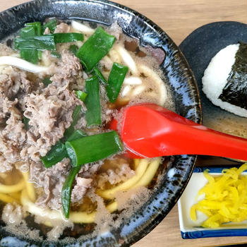 ついに食べた！「大阪うどん いなの路」肉うどん