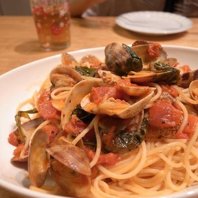 家の定番、あさりとトマトソースのパスタ｜日本海１００年後「死の海」？