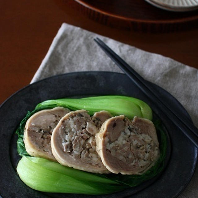 レンジで簡単*豚キノコのロールチキン