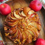 りんごを焼きこんだケーキ・栗とあんこのパイ。