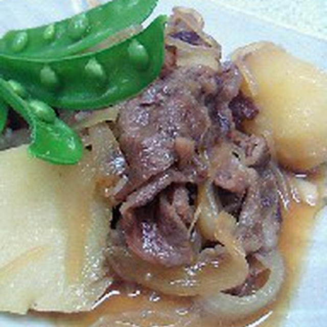 今週は、普通の食卓。地域性多大な肉じゃが！