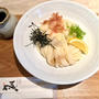 ひだりうま　JR茨木駅から少し歩いたところにある人気うどん店　冷かけうどん　