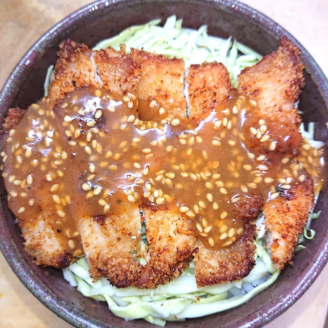 味噌カツ丼（チキンカツ丼、チキンかつ丼）鶏胸肉