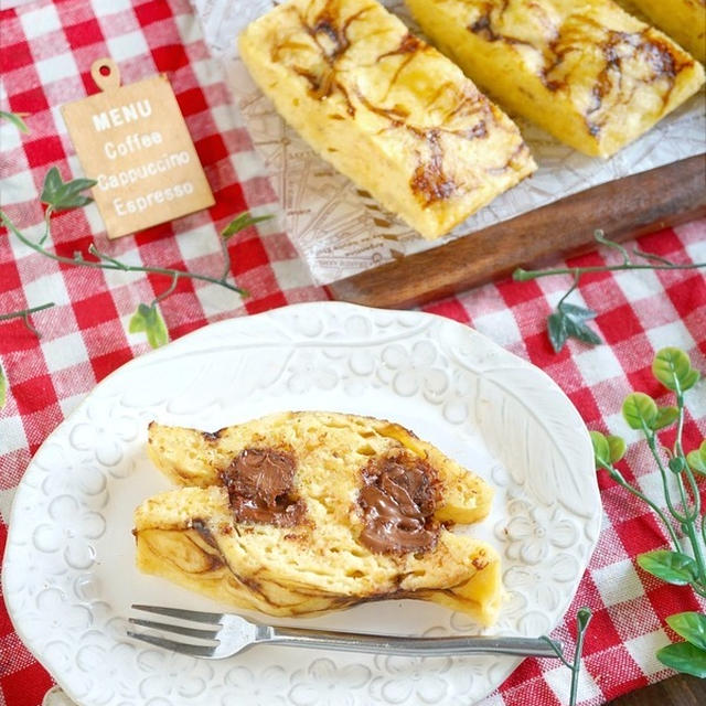 レンジで3分！フォンダンショコラ風⁉チョコバナナのマーブル蒸しパン（タイアップ）＆足腰