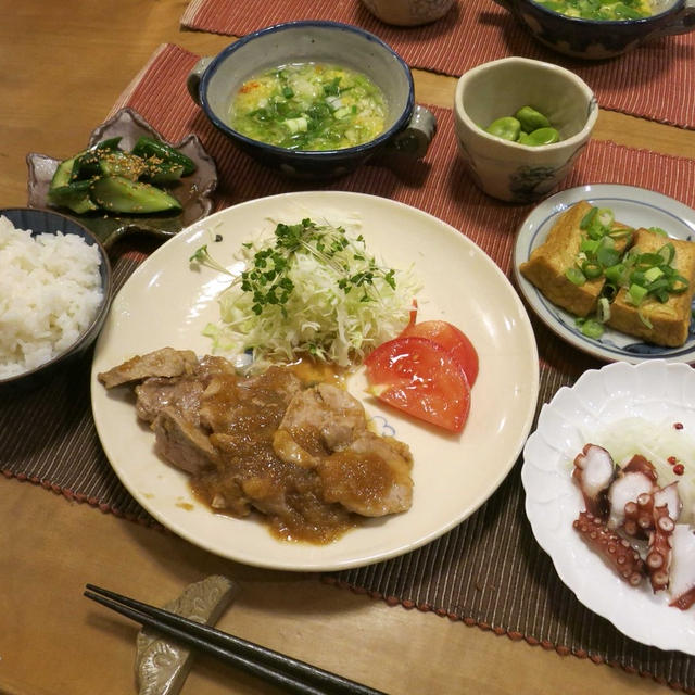 豚ヘレ肉で生姜焼きの晩ご飯　と　西洋ニンジンボクの花♪