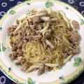 豚ひきとしめじのだしパスタ