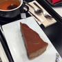 マックカフェのチョコケーキと比べる！