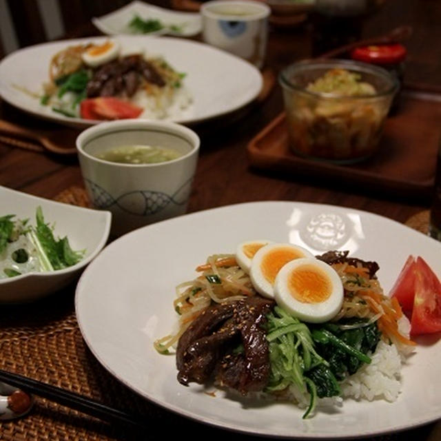 ビビンバ丼。