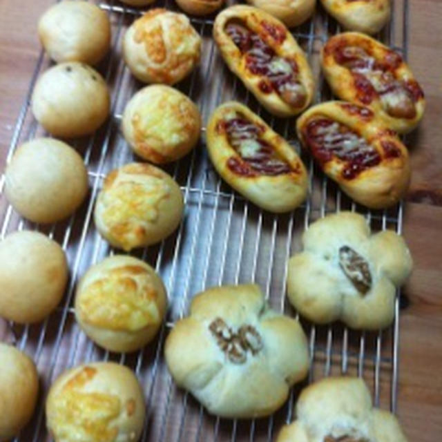 パン焼きと連日PCとにらめっこ