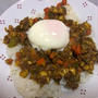 余ったカレールーで、定番ドライカレー。
