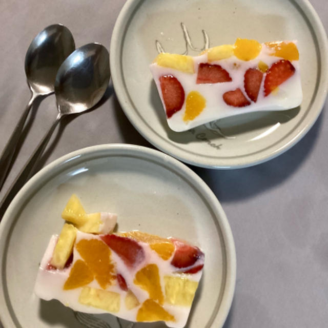 いちごの季節の定番デザート