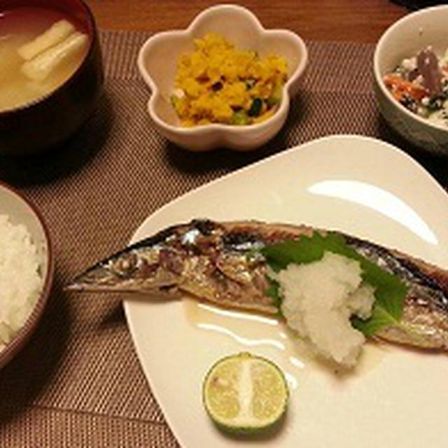 秋刀魚の塩焼きとかぼちゃサラダ