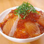 サーモンの漬けといくらの豪華親子丼