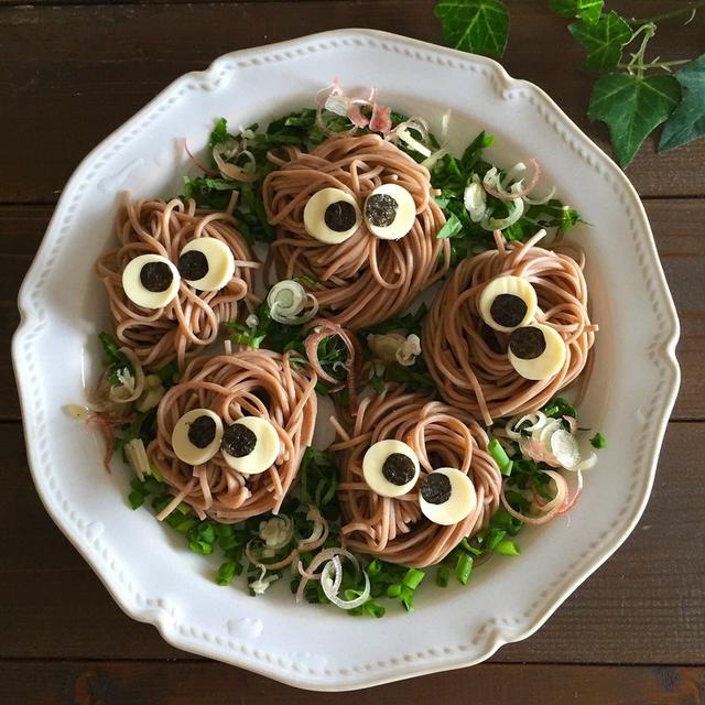 まっくろくろすけ蕎麦＊デコそば