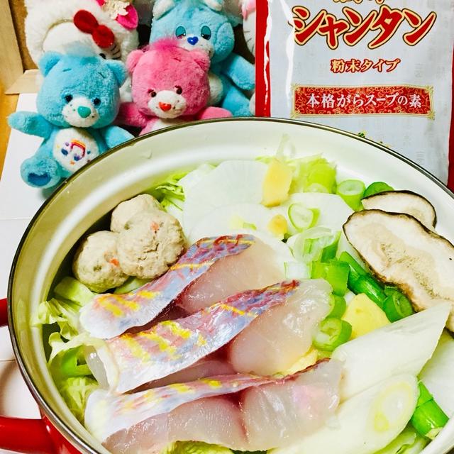 追いシャンで旨味がｕｐ イトヨリダイと鶏肉団子の鍋 By ｌａｕ ａｉｎａさん レシピブログ 料理ブログのレシピ満載