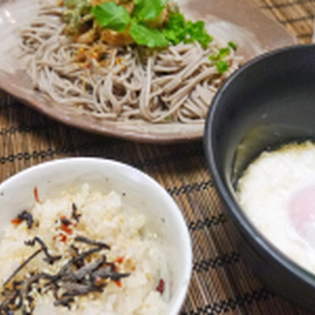 ヌードルメーカーで蕎麦定食