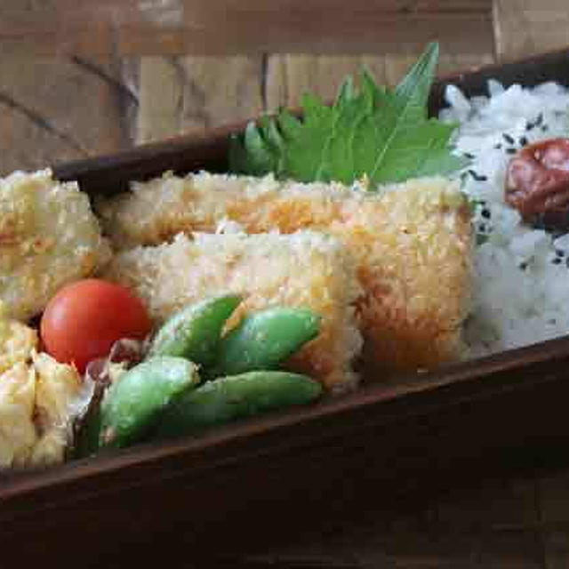 「サクッふわでうまっ！」じゃがいもと鮭のフライ弁当