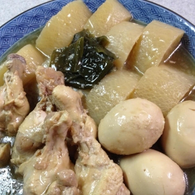 塩麹鶏手羽元・大根を圧力鍋で♪