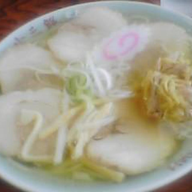 しょうがらーめん　「小三郎」