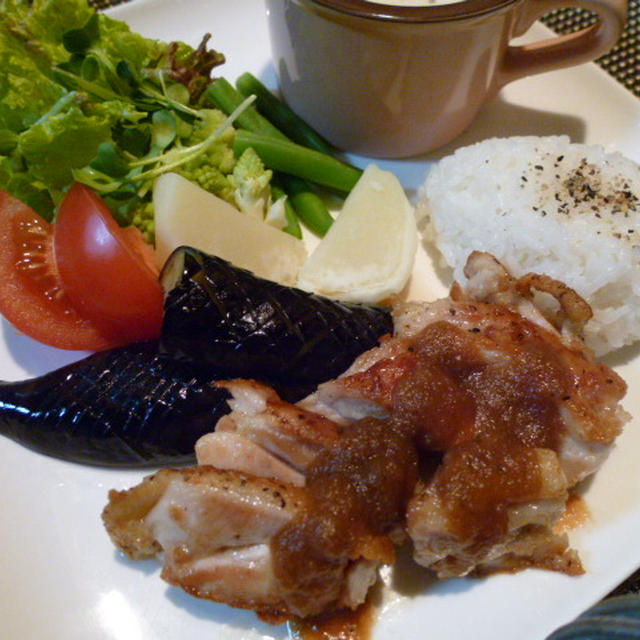 鶏もも肉のぱりぱりソテープレートの献立　夕ご飯