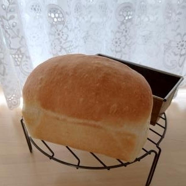塩麹全粒粉ミニ食パン💛