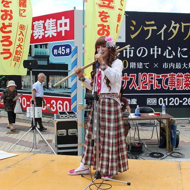 桜塚やっくん・生徒会長金子・亀子のぶお・世界のうめざわと第３０回山形県観光物産市