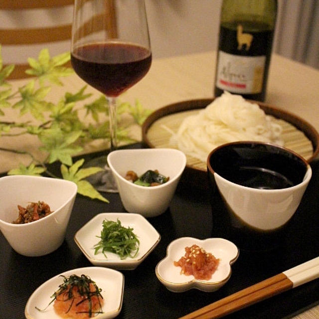 ちょこちょこ薬味で、おつまみ仕様の冷うどん