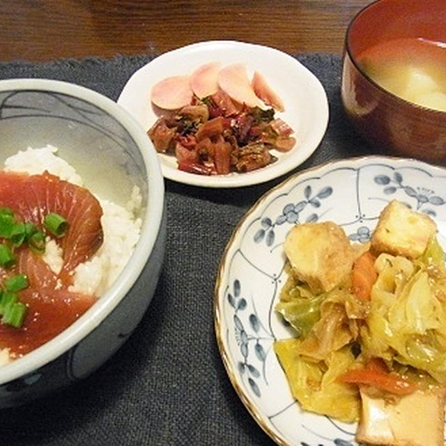 抹茶チーズケーキ　＆　キャベツと厚揚げの麻婆炒め