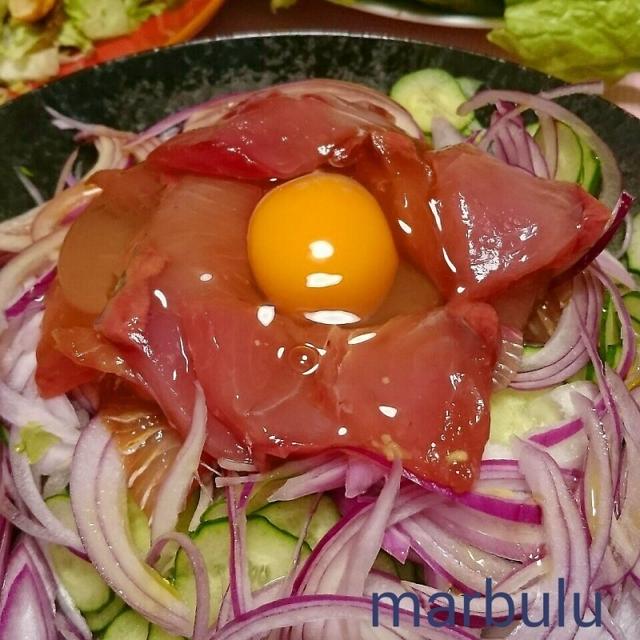 ハマチのユッケっぽいサラダ