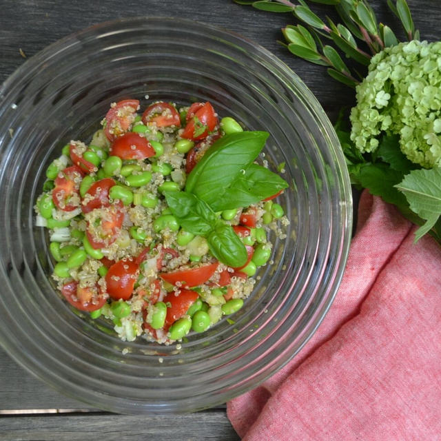 Edamame and Quinoa Salad 枝豆とキヌアのサラダ